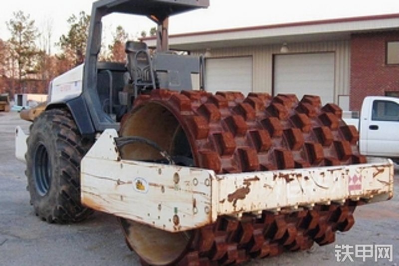 特雷克斯sp2010pd单钢轮压路机