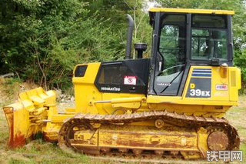 小松d39ex-21履带式推土机