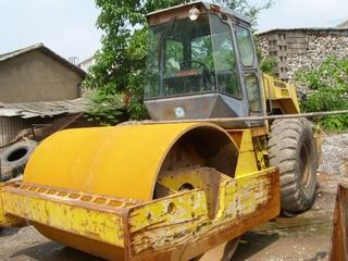 徐工 YZ18JD 压路机