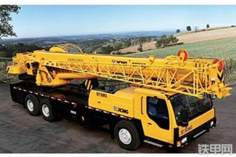 徐工qy90汽车起重机