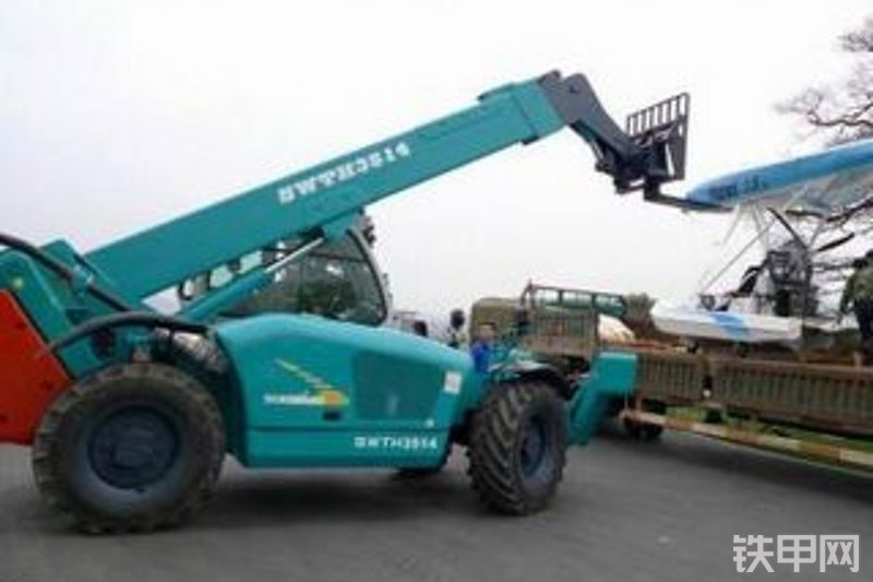 山河智能sunwardswth3514伸缩臂叉车