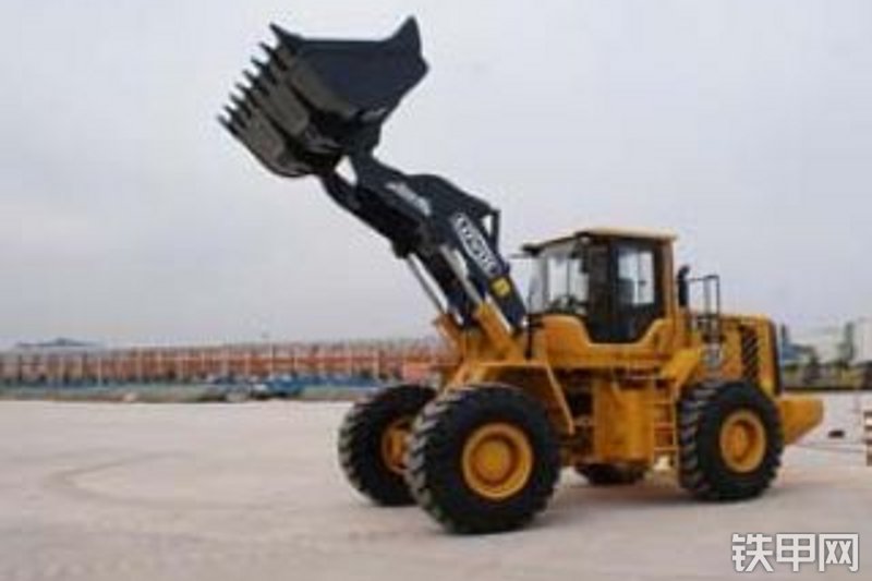 雷沃重工etx956轮式装载机