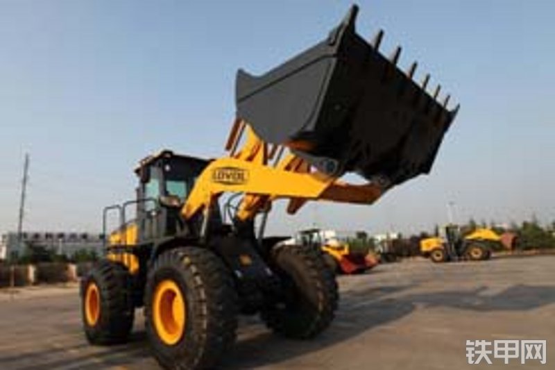 雷沃重工fl953f轮式装载机