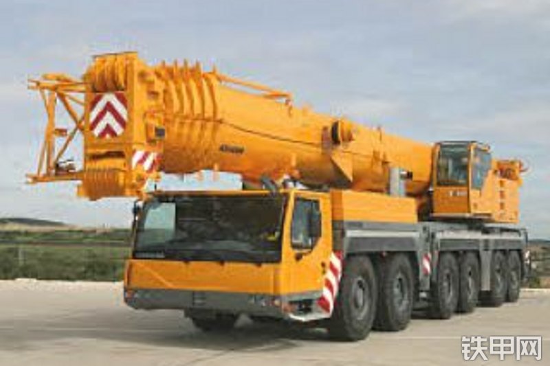 利勃海尔ltm1250-6.1全路面汽车起重机