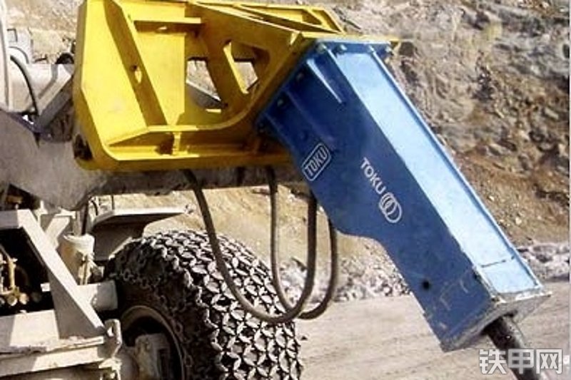 东空tnb-6.5e-wheelloader立式破碎锤