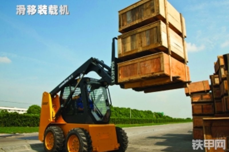 龙工lg307轮式滑移装载机