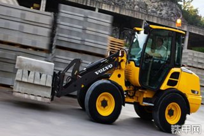 沃尔沃l25f轮式装载机