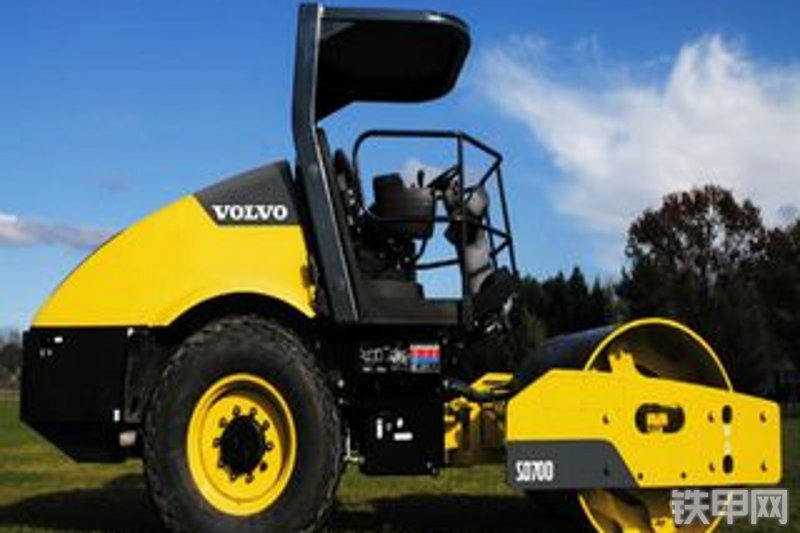 沃尔沃sd70d单钢轮压路机