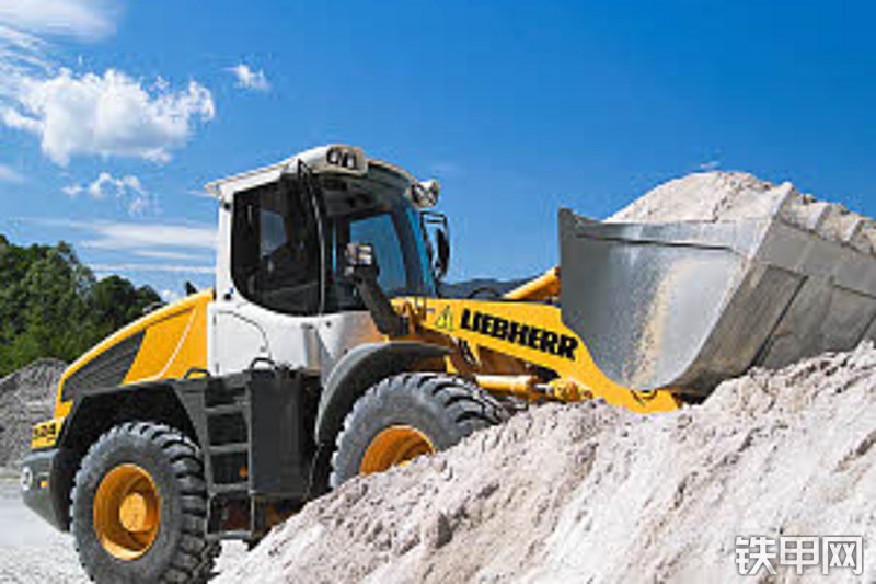 利勃海尔l5242plus1轮式装载机