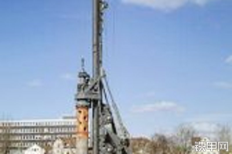 利勃海尔lb16旋挖钻