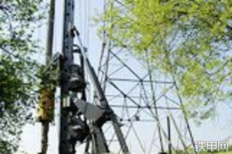 利勃海尔lb20旋挖钻