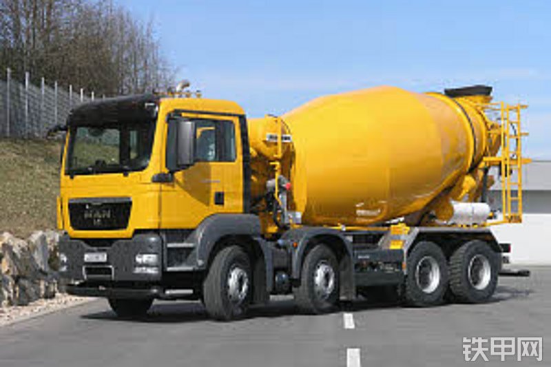 利勃海尔htm904搅拌运输车