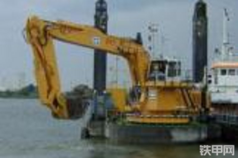 利勃海尔p984clitronic履带式挖掘机