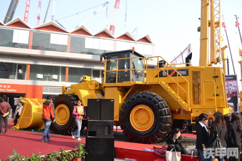 柳工clg899iii轮式装载机