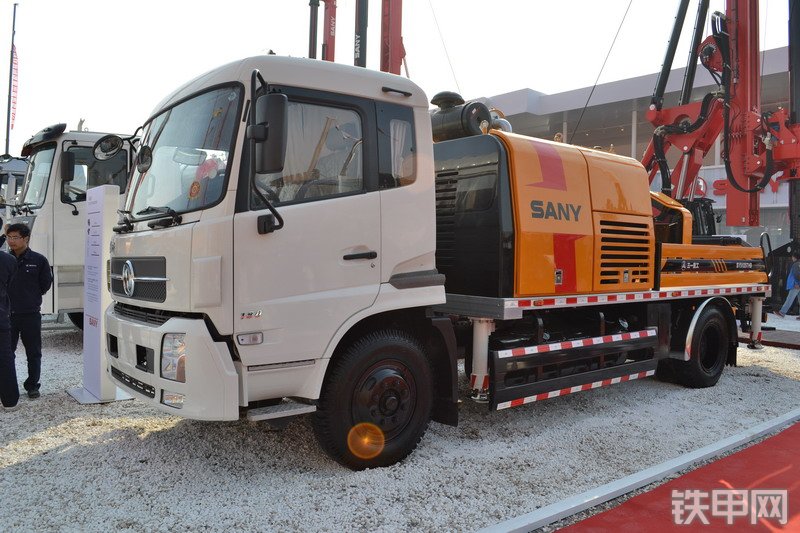 三一重工sy5125thb-9018iii混凝土车载泵