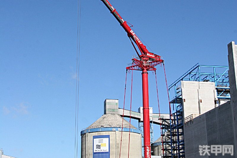 马尼托瓦克gtk1100塔式起重机