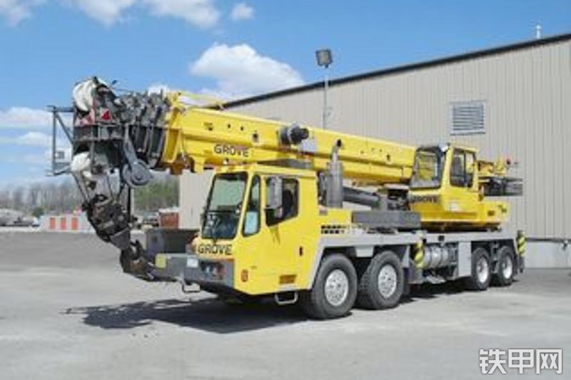 马尼托瓦克tms900e汽车起重机