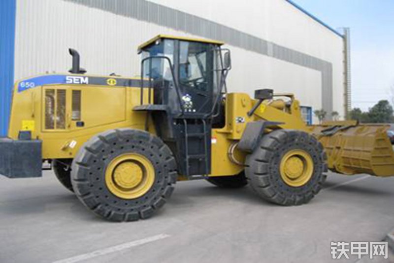 山工sem650轮式装载机