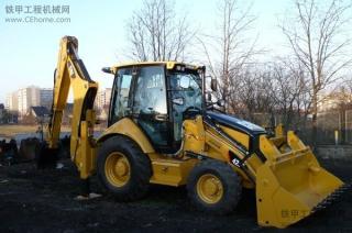 caterpillar428E侧移挖掘装载机