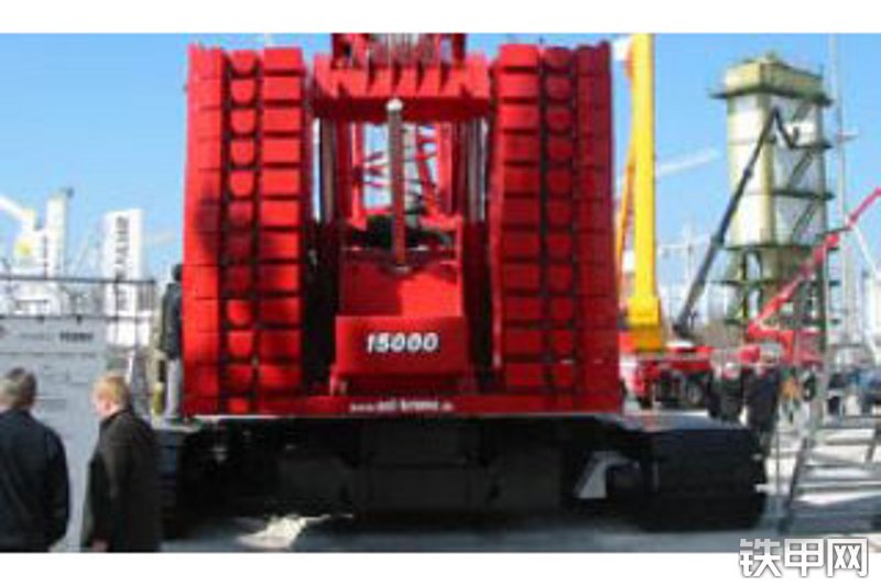 马尼托瓦克manitowoc15000履带式起重机
