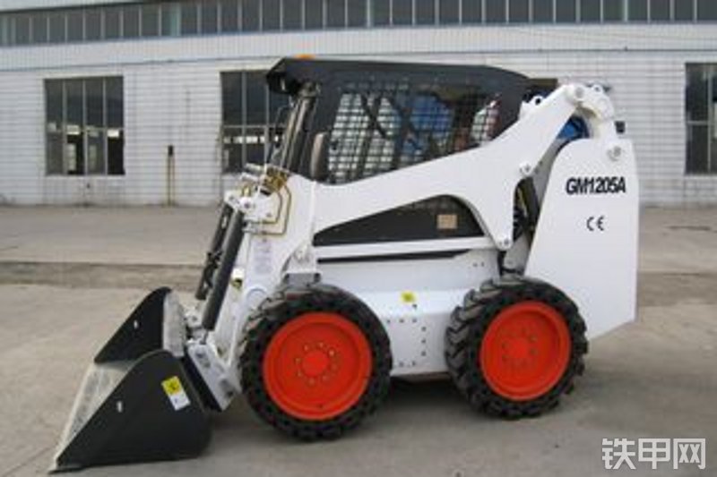 威肯gm1205a轮式滑移装载机