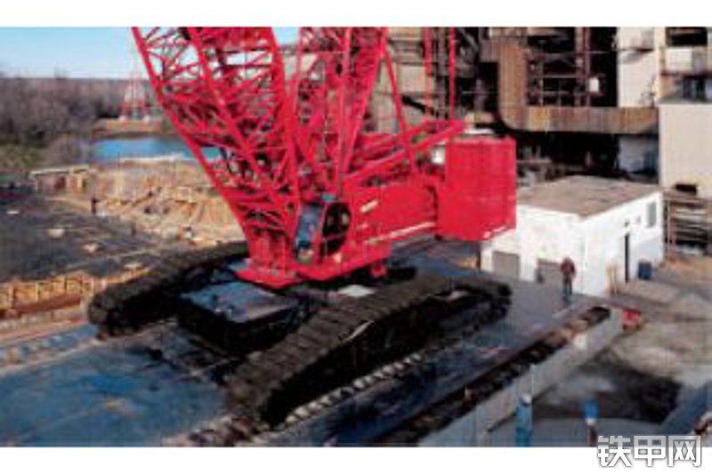 马尼托瓦克manitowoc18000履带式起重机