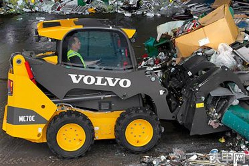 沃尔沃volvomc70c轮式滑移装载机