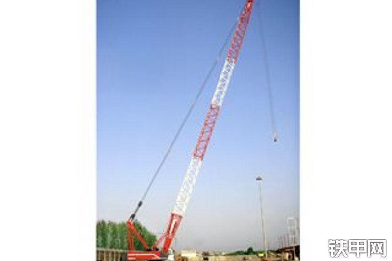 普什重机pquy2600-2履带式起重机