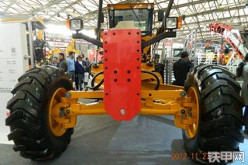 三一重工smg200平地机