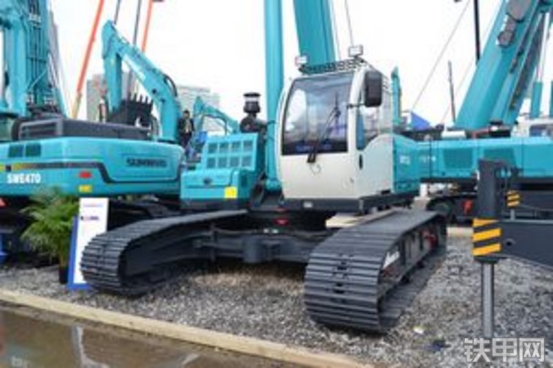 山河智能swtc25履带式起重机