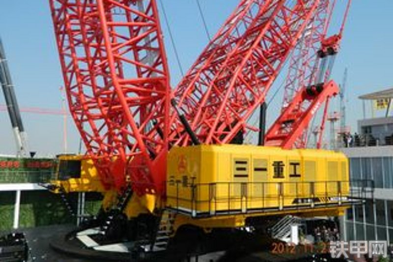 三一重工scc36000a履带式起重机