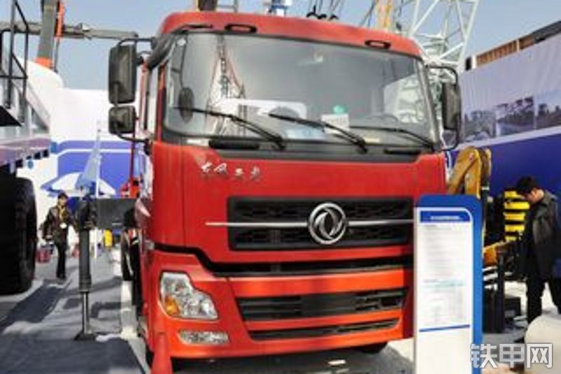 宇通sq14za6随车起重机