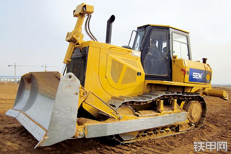 山工sem816履带式推土机