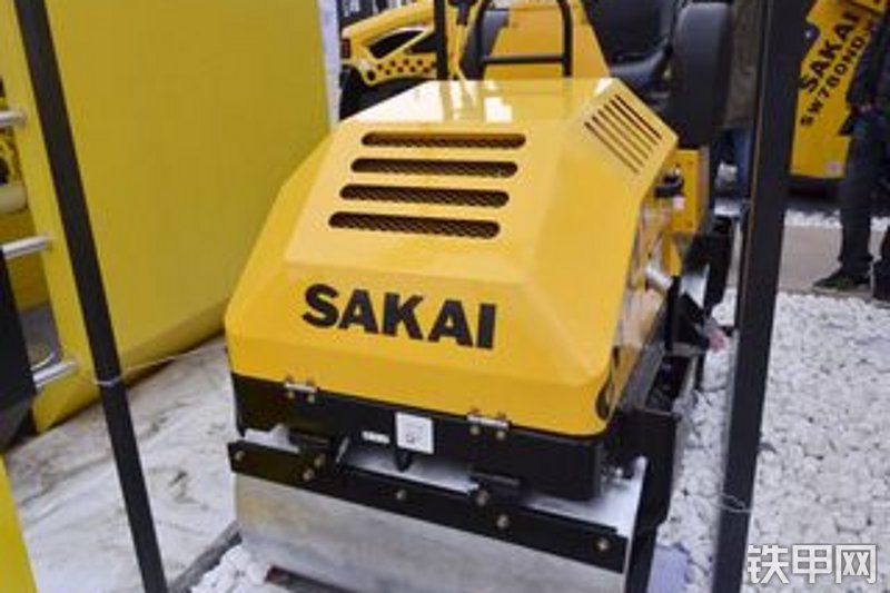 酒井cr271双钢轮压路机