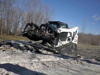 山猫 BobcatT750 滑移装载机