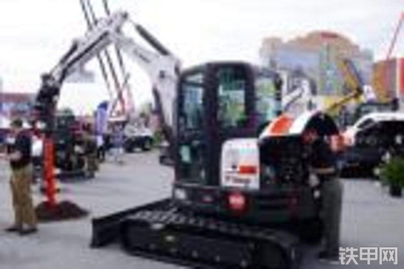 山猫bobcate55履带式挖掘机