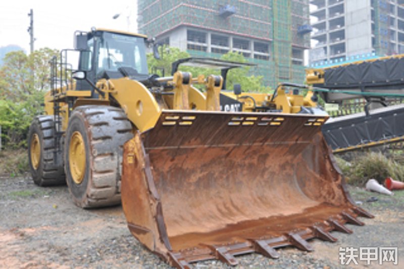 卡特彼勒986h轮式装载机