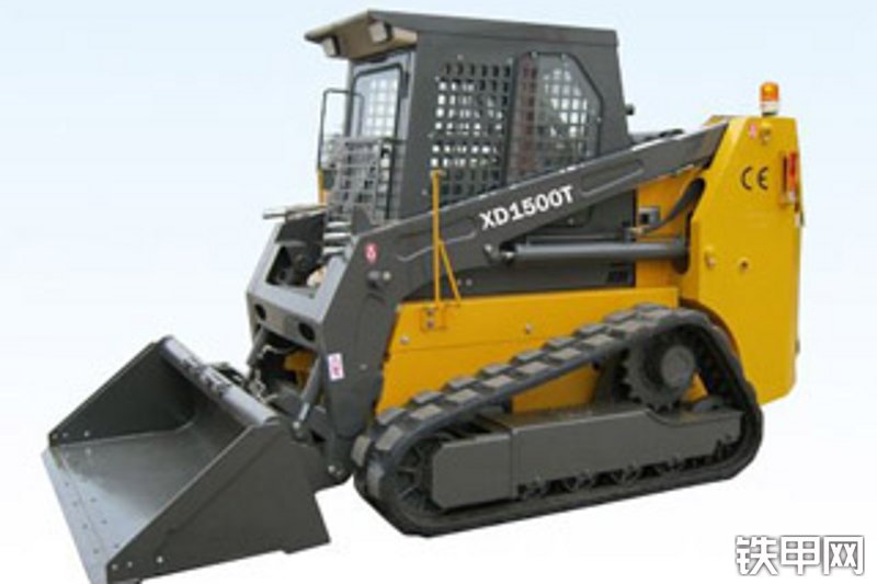 泰安现代重工xd1500t履带滑移装载机