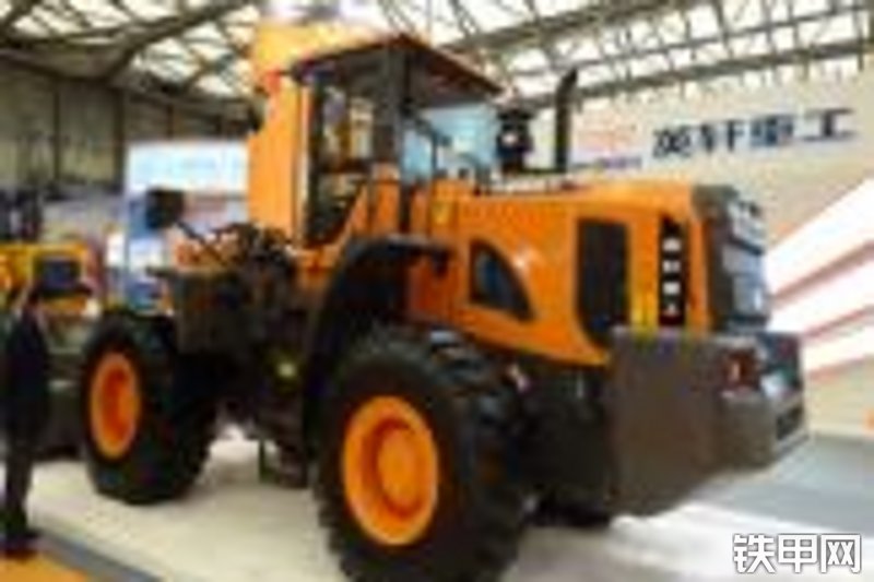 英轩重工yx656v轮式装载机