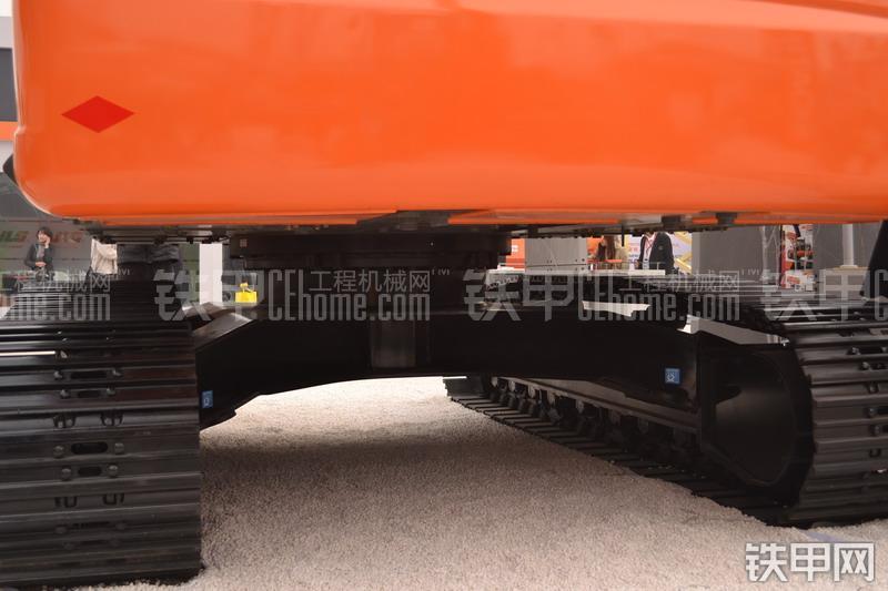 日立ZX260LCH-3G挖掘机局部