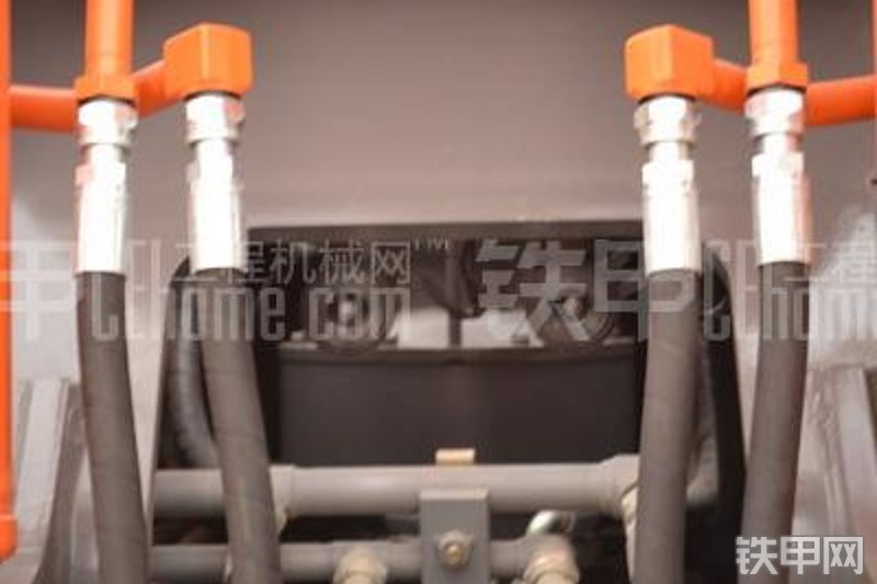 日立ZX260LCH-3G挖掘机局部