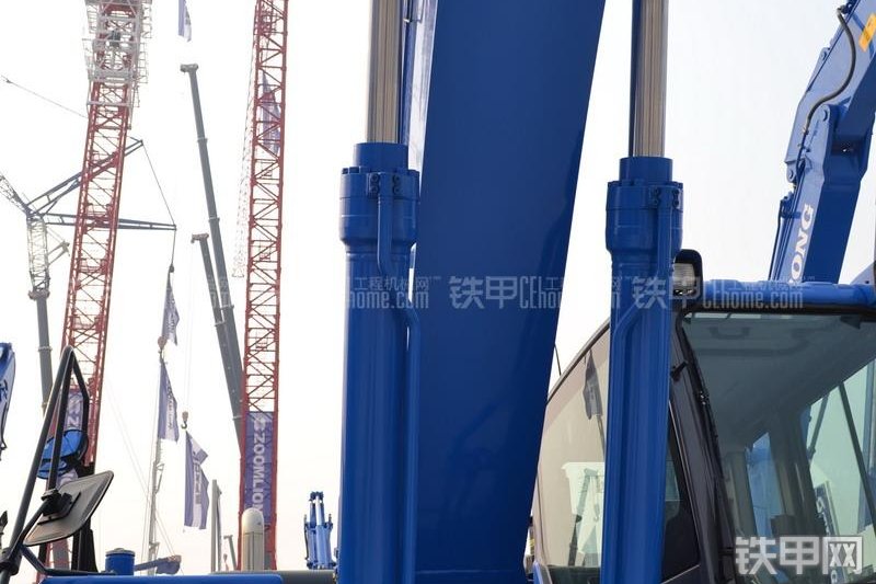 山重建机GC378LC-8挖掘机局部