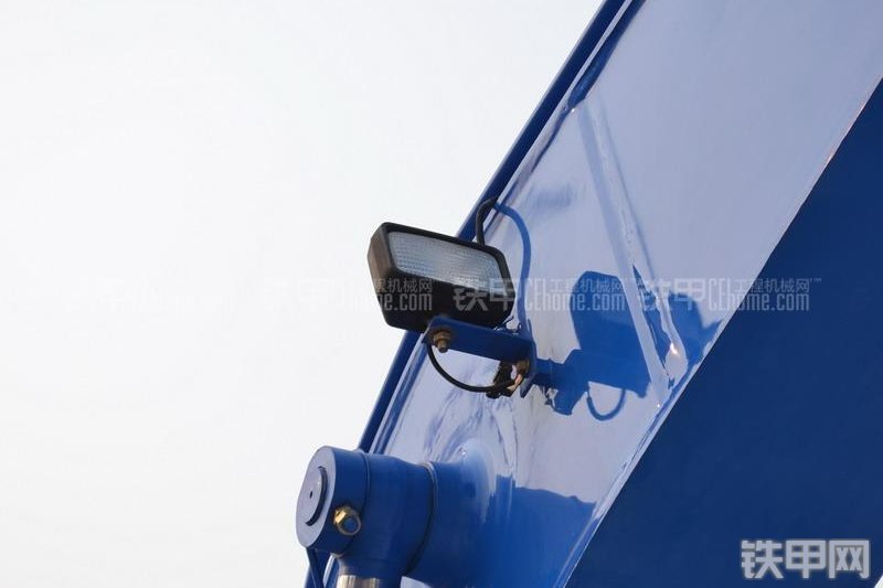 山重建机GC208-8挖掘机局部