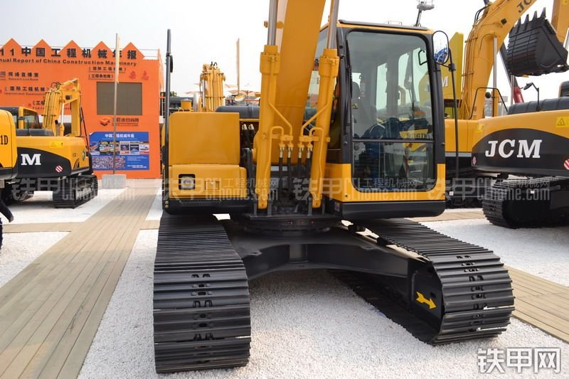 山重建机JCM916D挖掘机整机外观