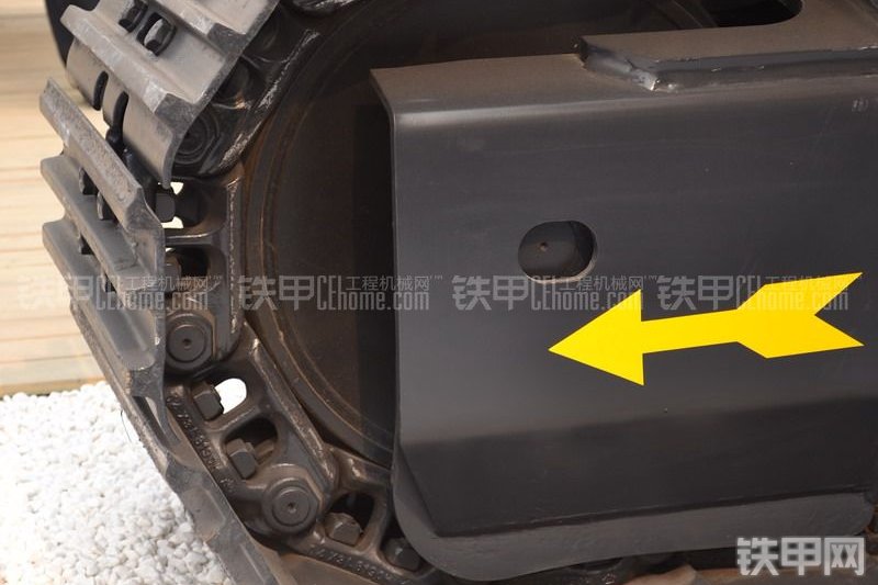 山猫JCM921D滑移装载机局部