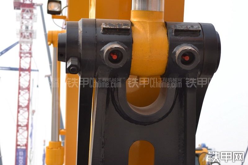 山重建机JCM924D挖掘机局部