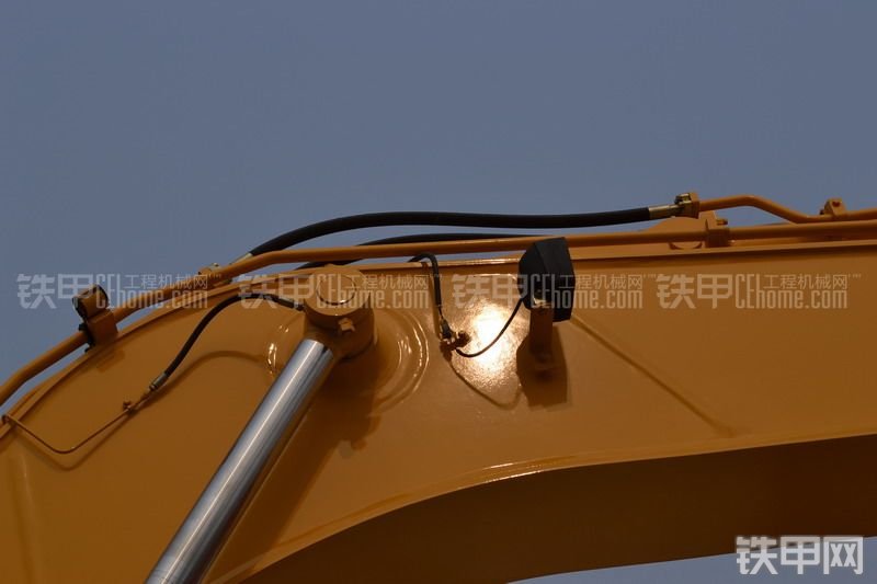 山重建机JCM924D挖掘机局部