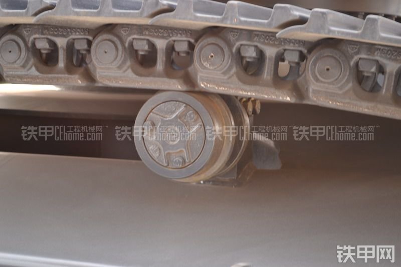 山重建机JCM927D挖掘机局部