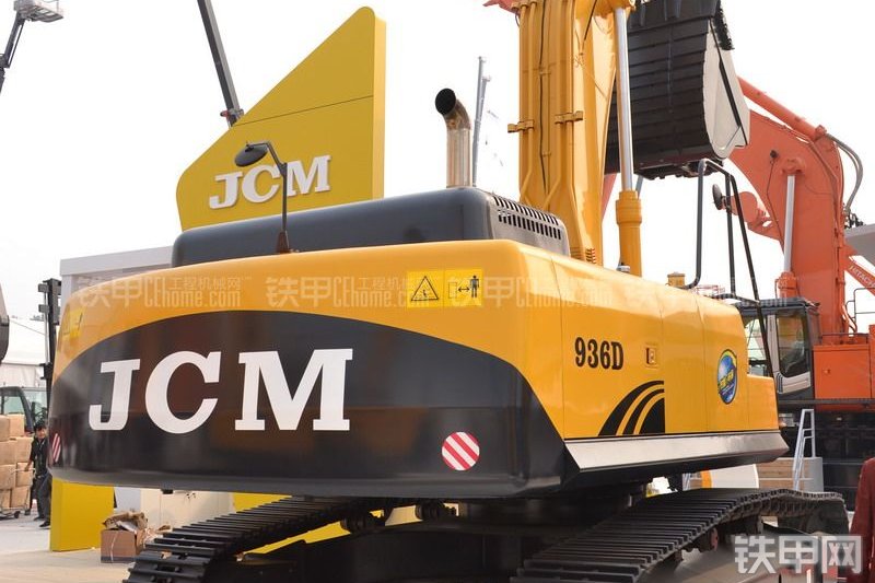 山重建机JCM936D挖掘机整机外观