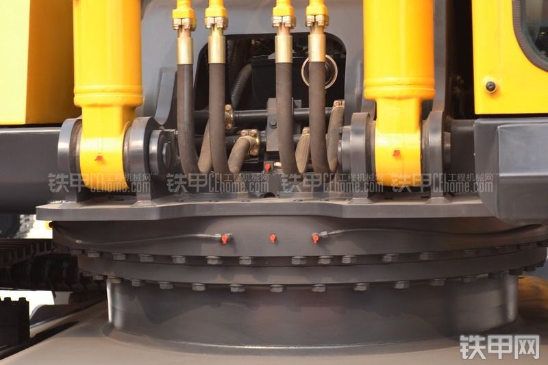 山重建机JCM936D挖掘机整机外观